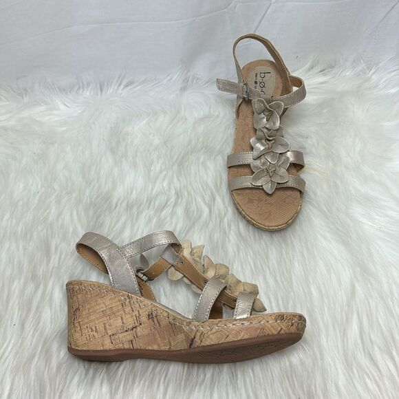 Born Keenan Gold Metallic Floral Detail Cork Wedge Sandals Sz 8 - Picture 1 of 6